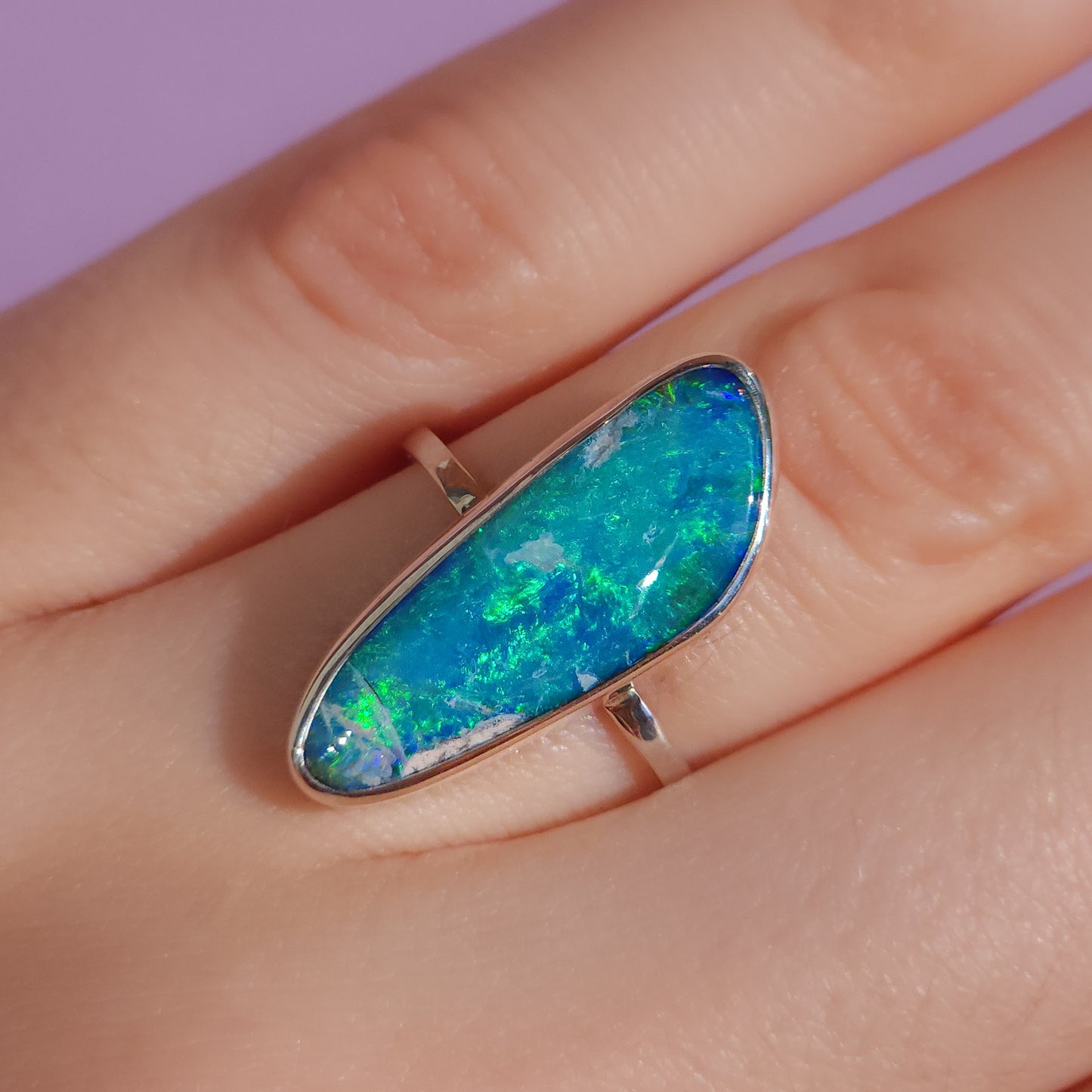 BABY BLUE | Australian Coober Pedy opal ring / Size 7 3/4 / Australian Crystal opal doublet / Minimalist ring / dainty jewelry