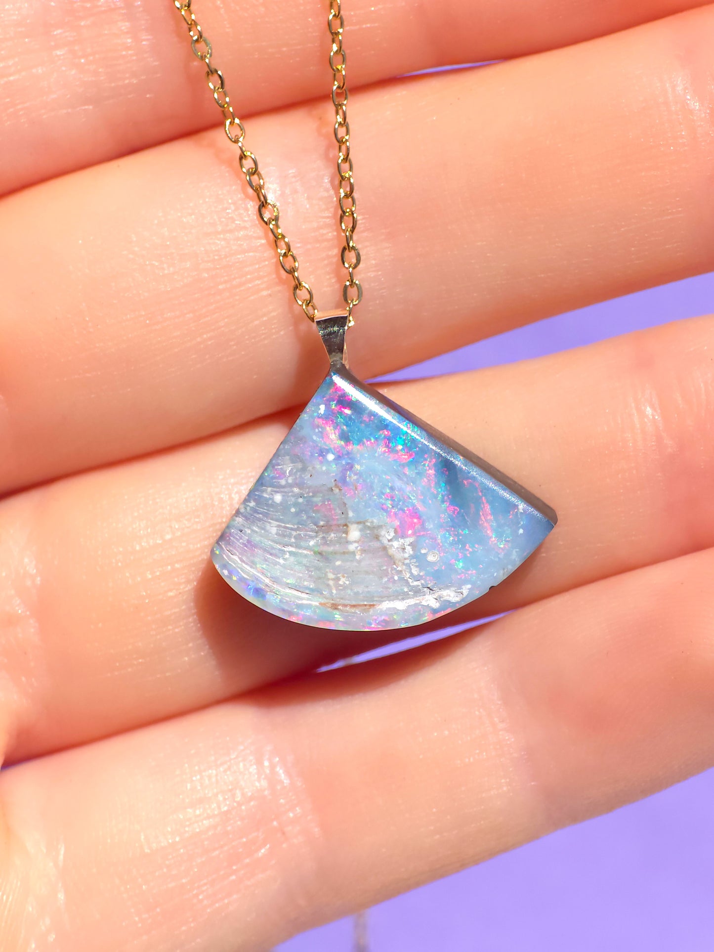 SEASHELL | 14K Gold Opal Seashell Fossil Pendant / Coober Pedy opalised seashell / fossil necklace / Opal fossil necklace