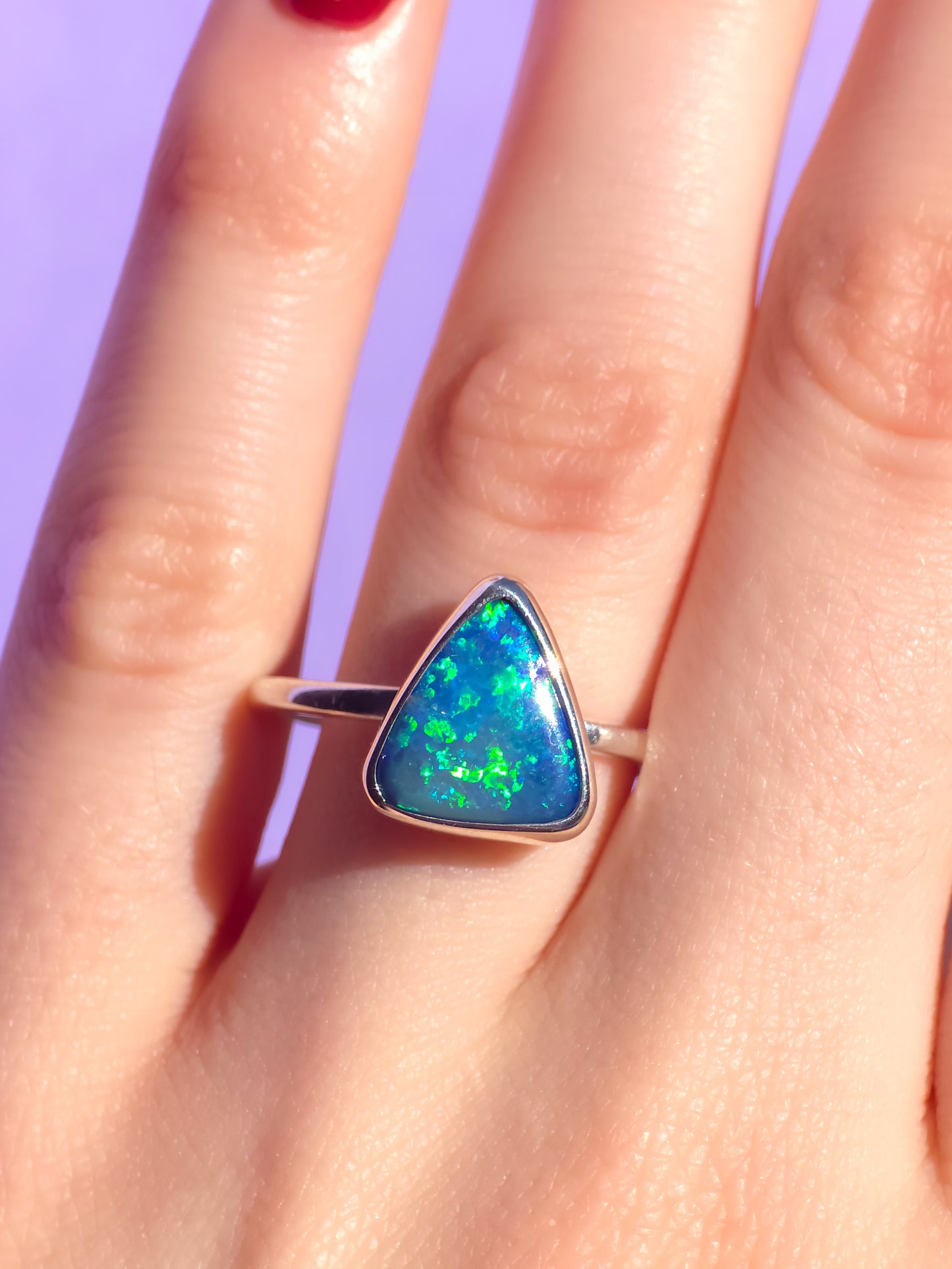 FLEUR | Australian Coober Pedy opal doublet ring / Free Sizing / 925 solid silver / minimal ring / triangle opal