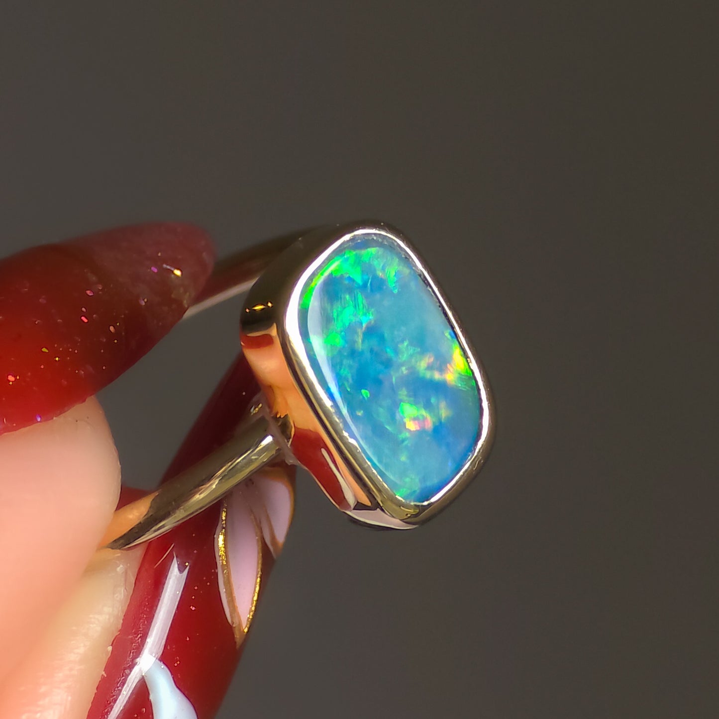 FAIRYTALE | 14K Gold Australian opal doublet ring / Free Sizing / Coober Pedy Opal / solid gold / Dainty ring /statement ring