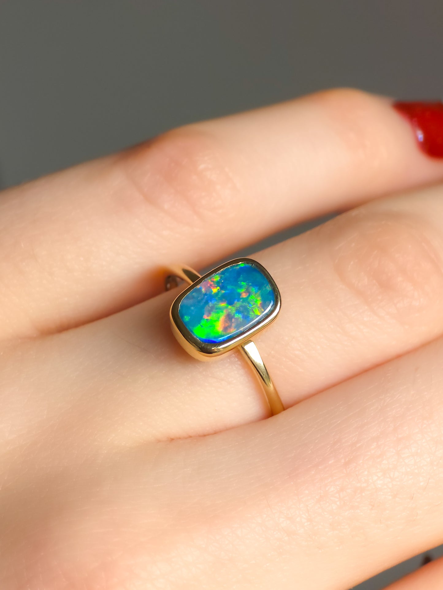 FAIRYTALE | 14K Gold Australian opal doublet ring / Free Sizing / Coober Pedy Opal / solid gold / Dainty ring /statement ring