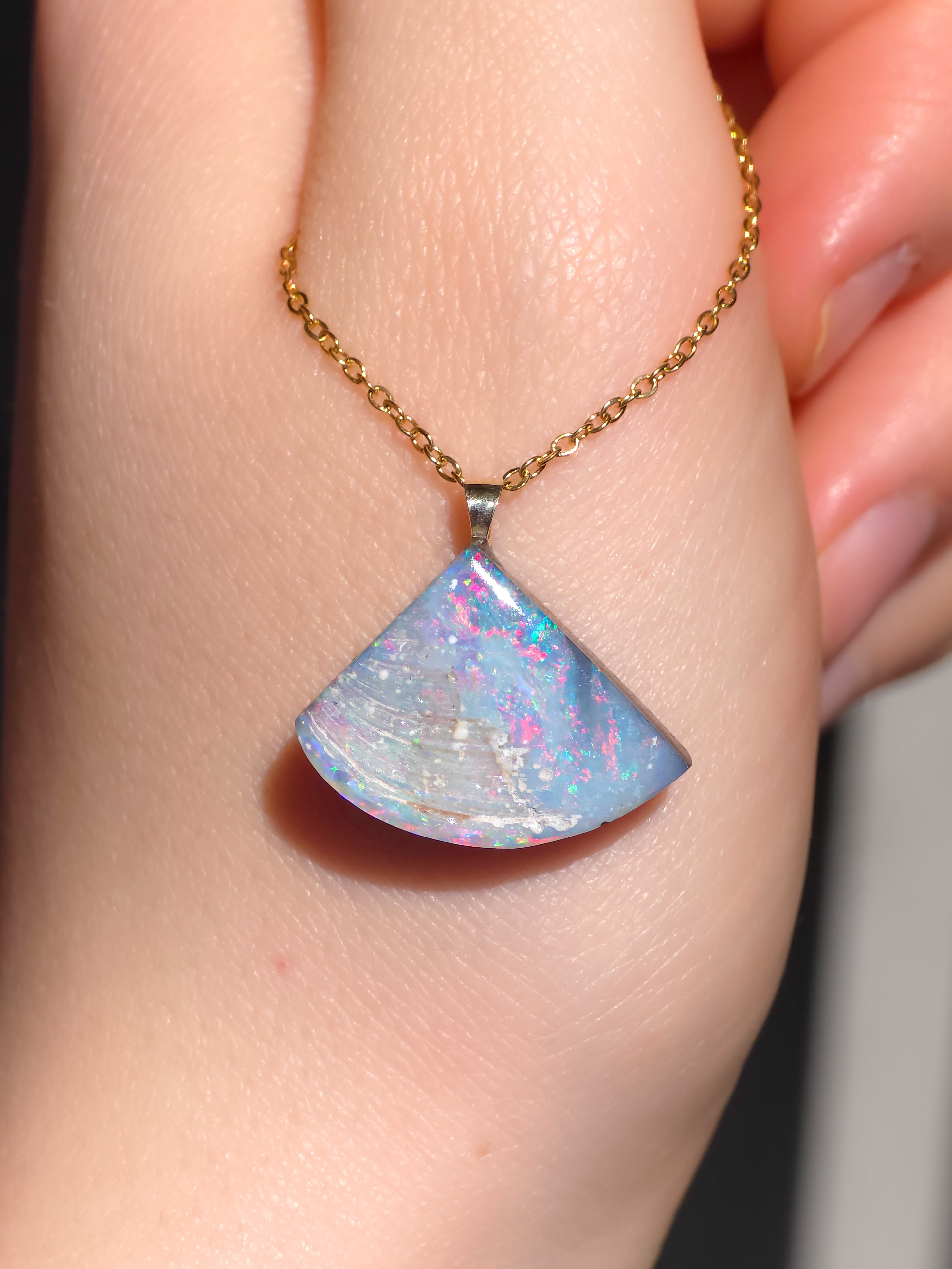 SEASHELL | 14K Gold Opal Seashell Fossil Pendant / Coober Pedy opalised seashell / fossil necklace / Opal fossil necklace