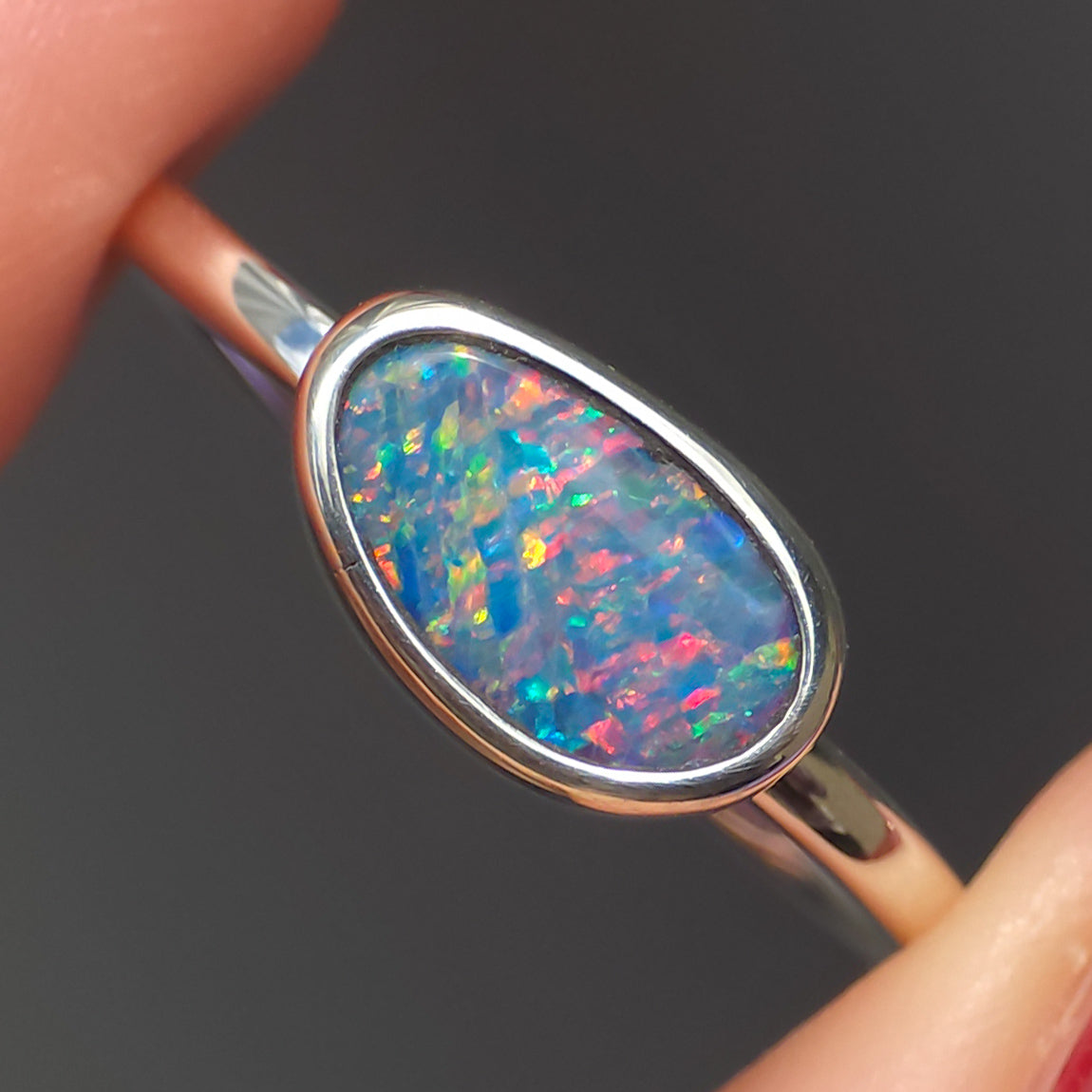 Australian Coober Pedy opal doublet ring / Free Sizing / 925 solid silver / minimal jewelry / rainbow ring