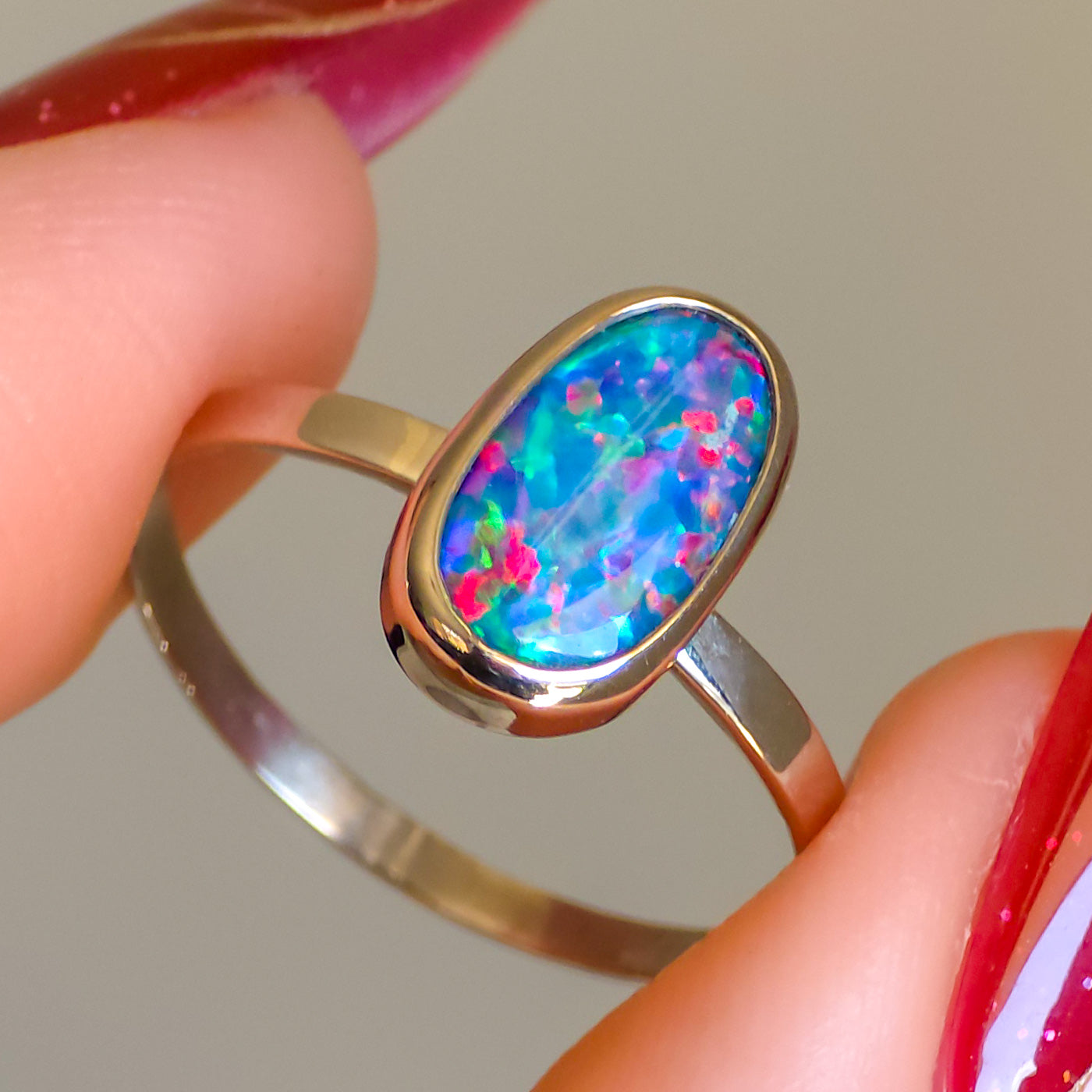 CORAL | 14K White Gold Australian opal doublet ring / Free Sizing / Coober Pedy Opal / solid gold / Rainbow opal /statement ring
