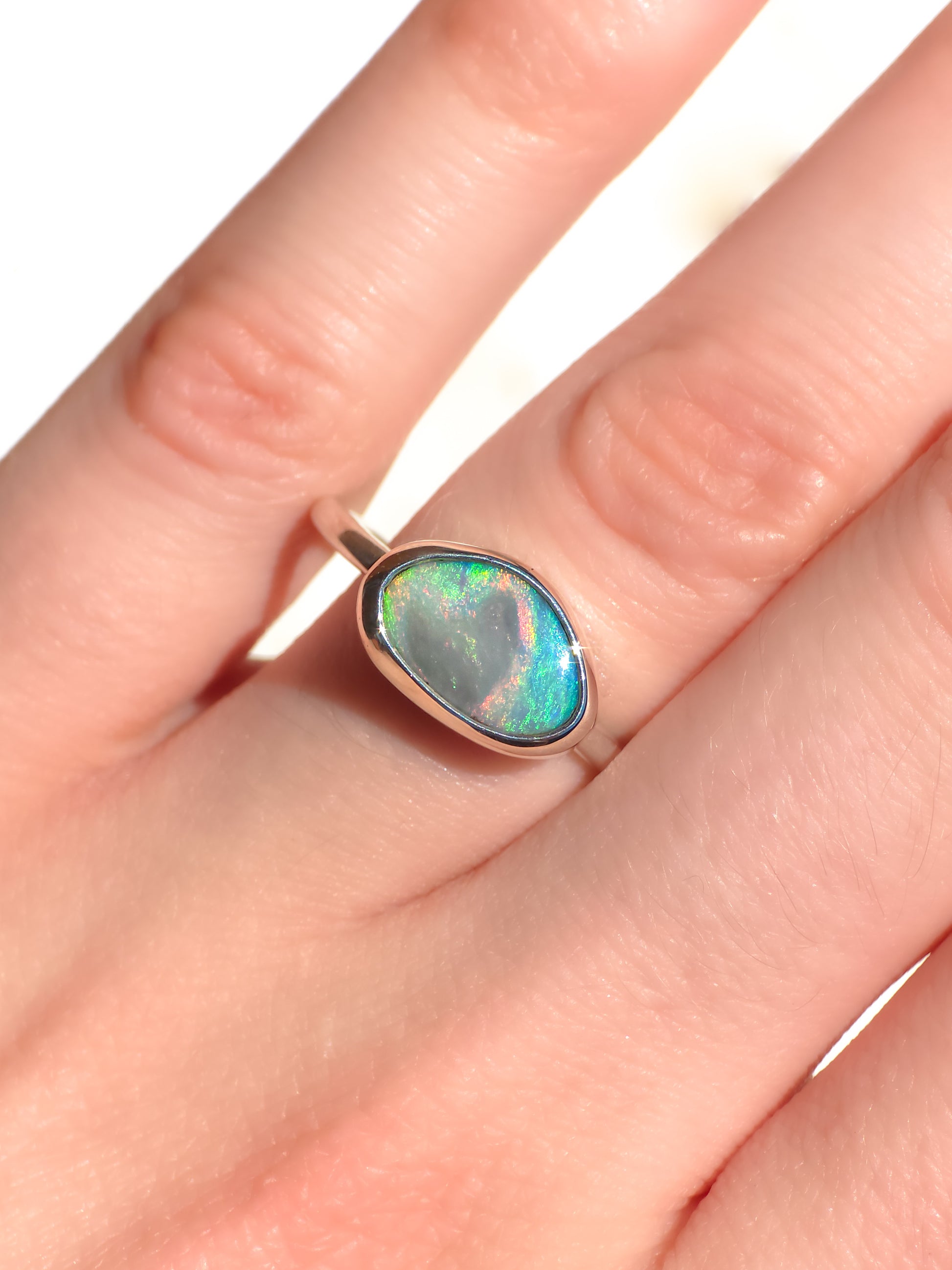RED HEART | Solid Australian Mintabie opal ring / Free Sizing / 925 solid silver / minimal jewelry / heart opal