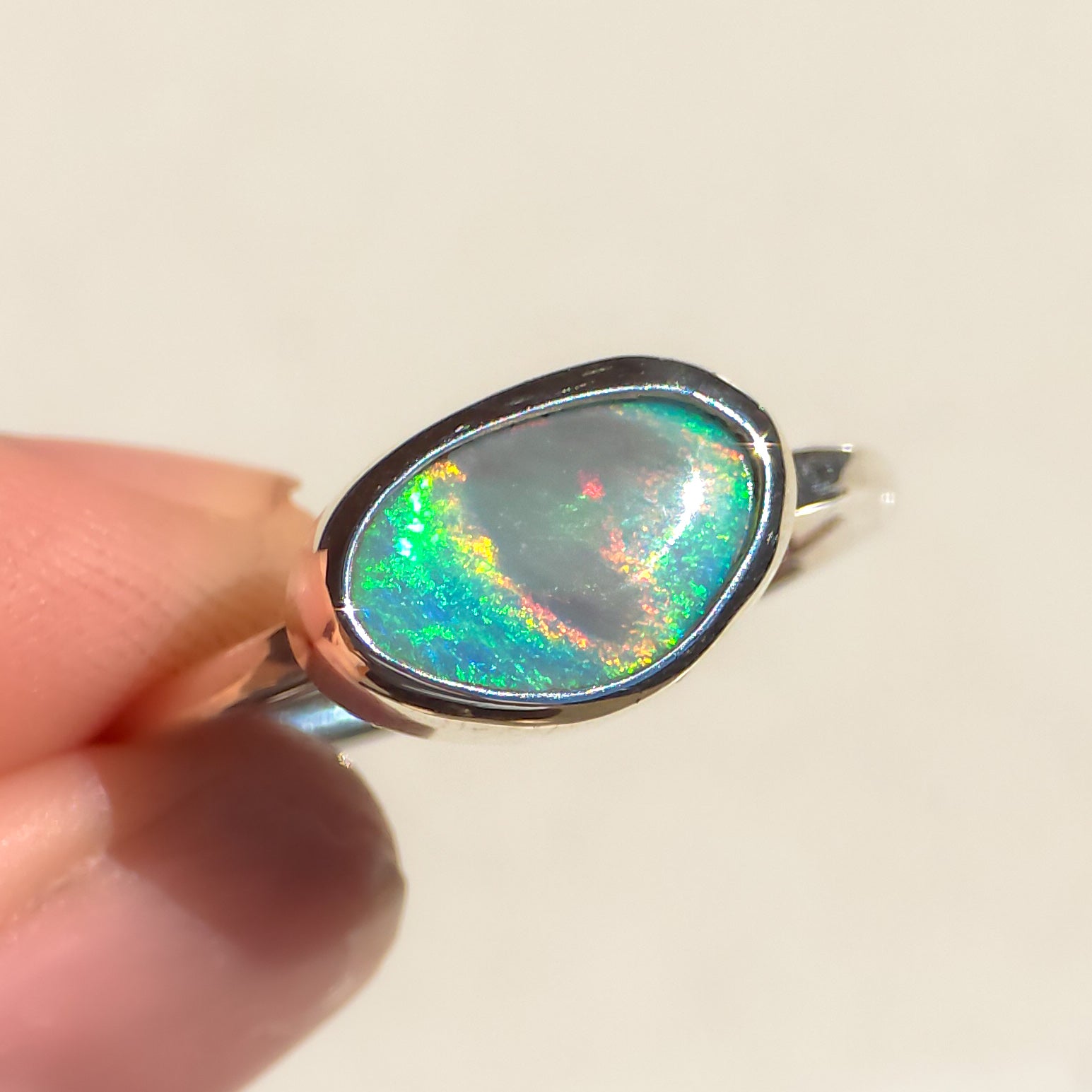 RED HEART | Solid Australian Mintabie opal ring / Free Sizing / 925 solid silver / minimal jewelry / heart opal