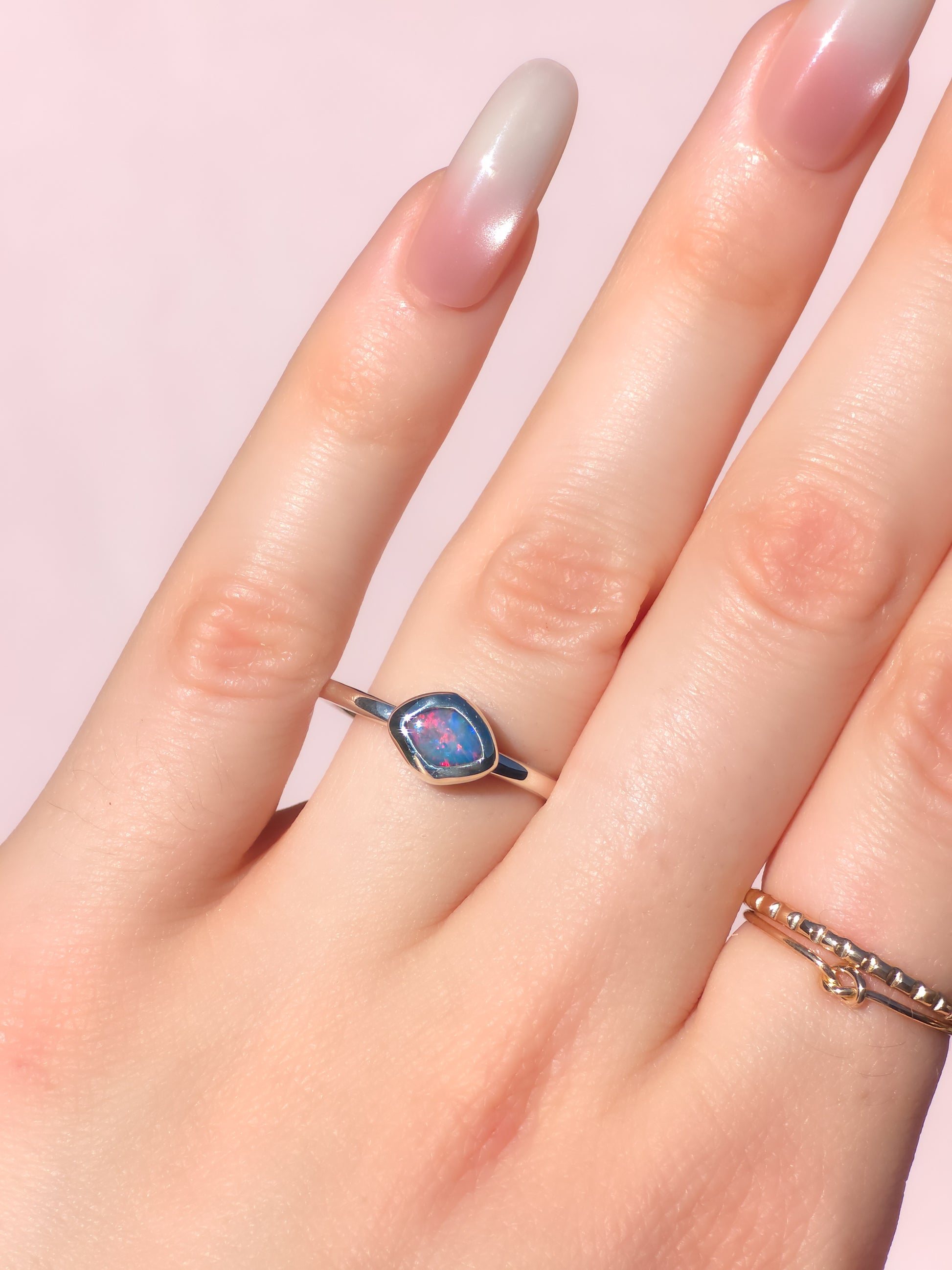 ROSEBUD | Pink Australian Coober Pedy Opal Doublet Ring / solid 925 silver / free sizing
