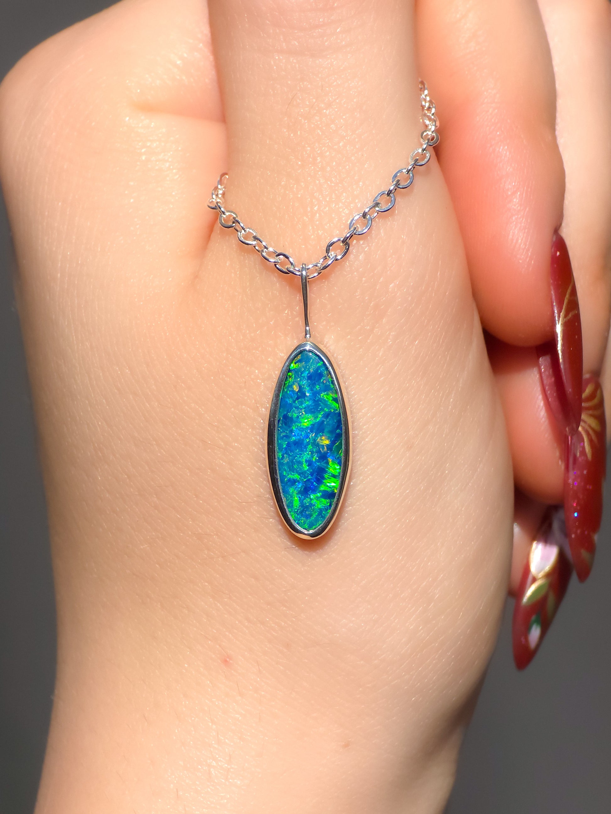 PHILEO | Coober Pedy opal doublet necklace / 925 silver charm pendant