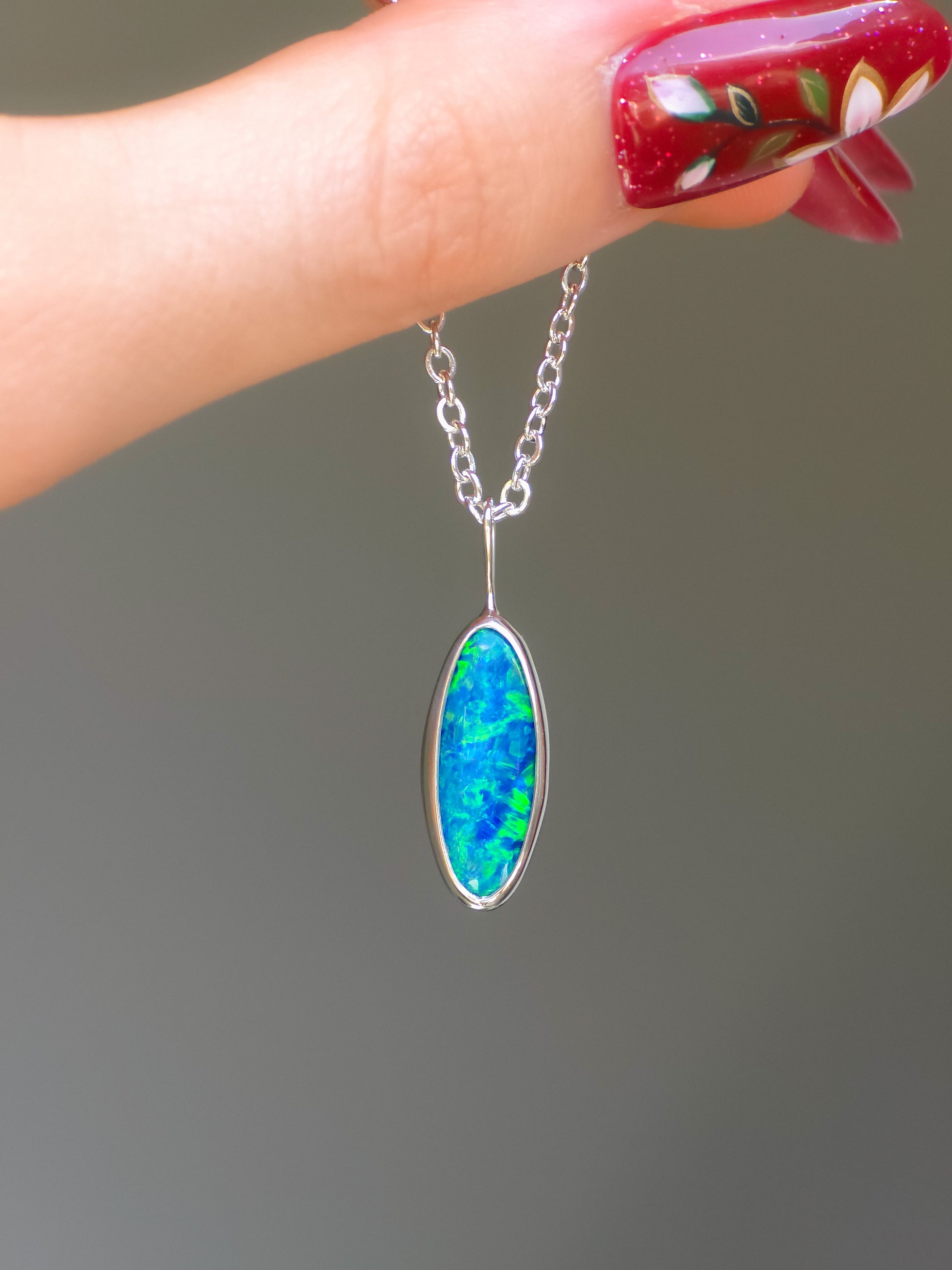 PHILEO | Coober Pedy opal doublet necklace / 925 silver charm pendant