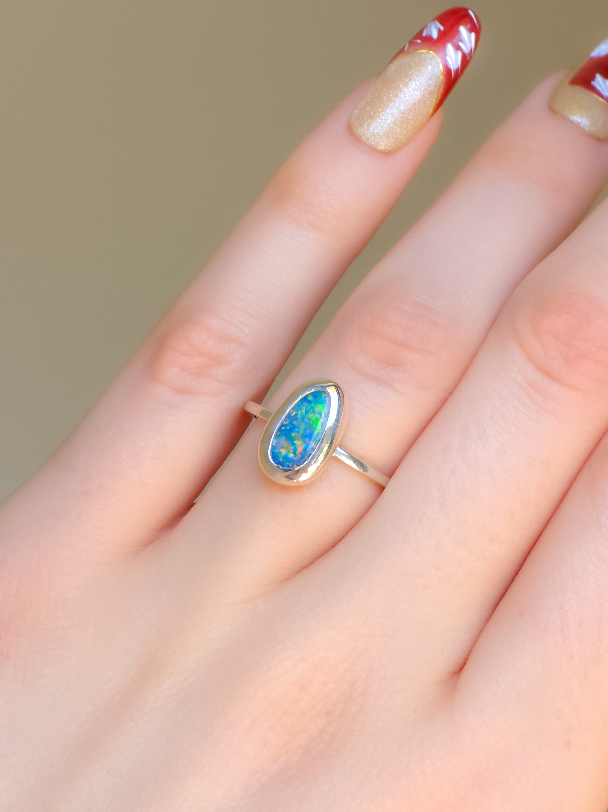 Coober Pedy Opal Doublet Ring / solid 925 silver / adjustable sizing / dainty opal ring