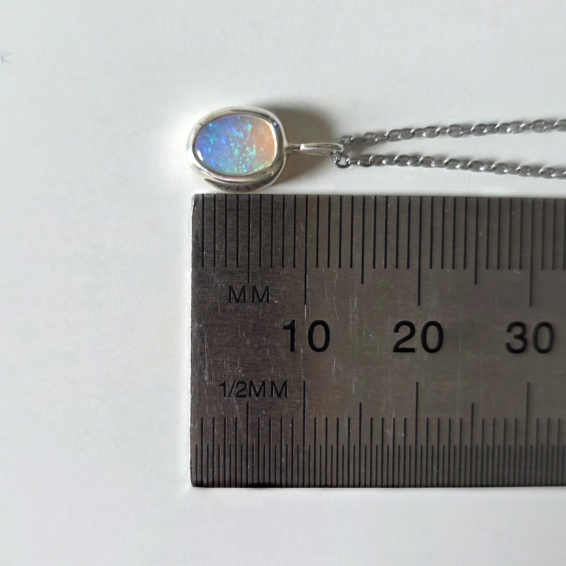 VIRESCENT | Solid Crystal Coober Pedy Opal Pendant, 925 Silver, Australian Opal, 0.8 carats