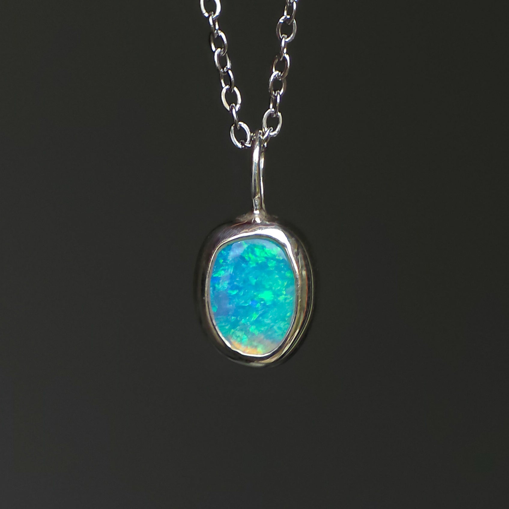 VIRESCENT | Solid Crystal Coober Pedy Opal Pendant, 925 Silver, Australian Opal, 0.8 carats