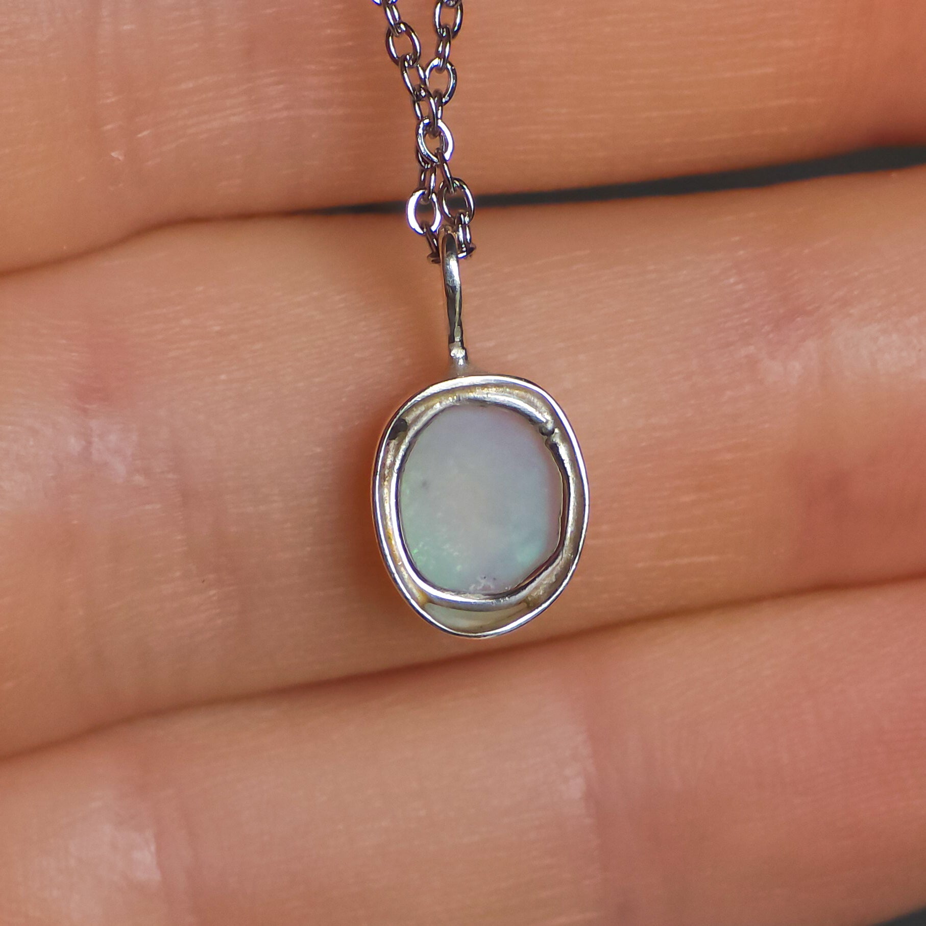 VIRESCENT | Solid Crystal Coober Pedy Opal Pendant, 925 Silver, Australian Opal, 0.8 carats