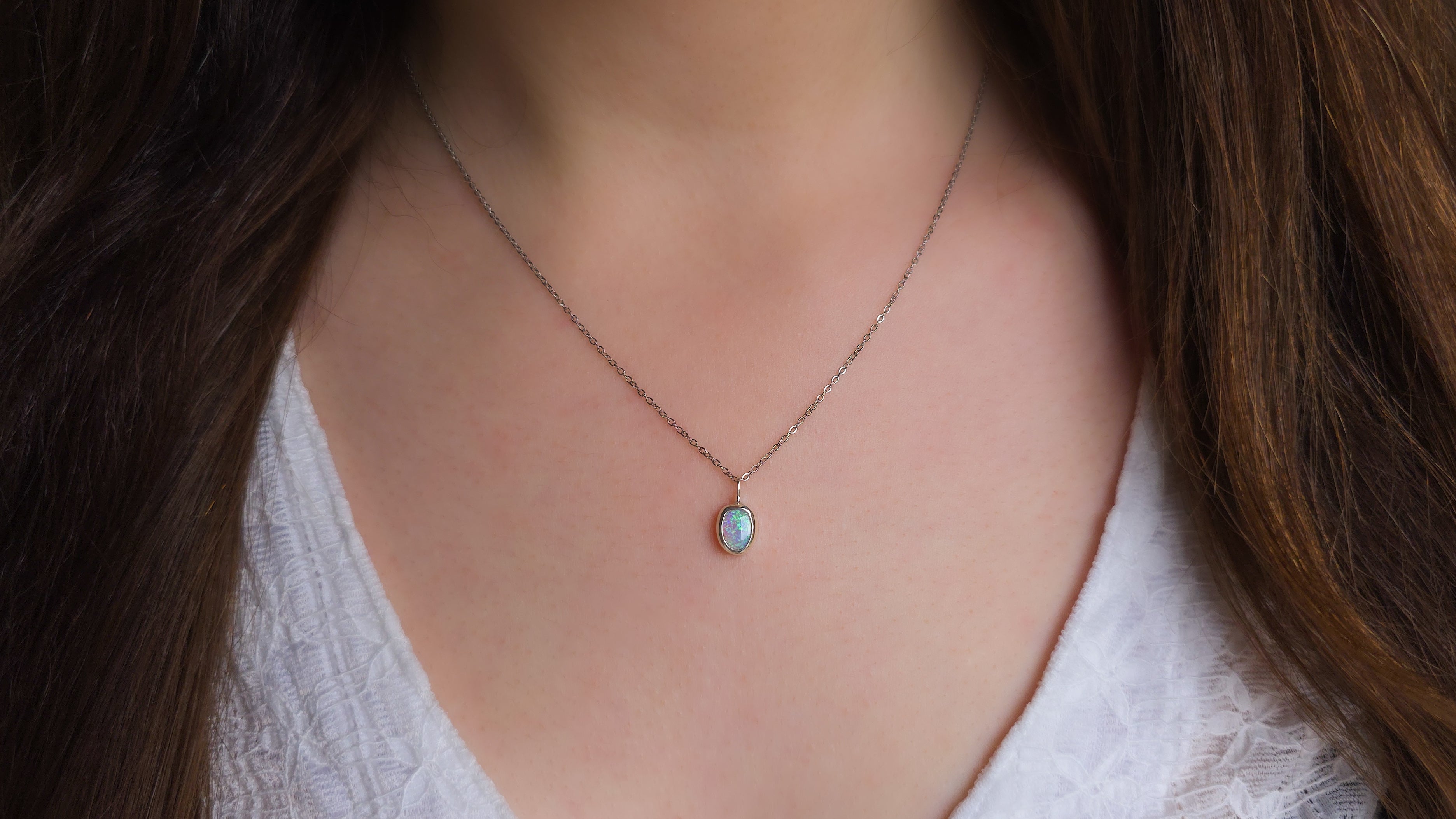 VIRESCENT | Solid Crystal Coober Pedy Opal Pendant, 925 Silver, Australian Opal, 0.8 carats