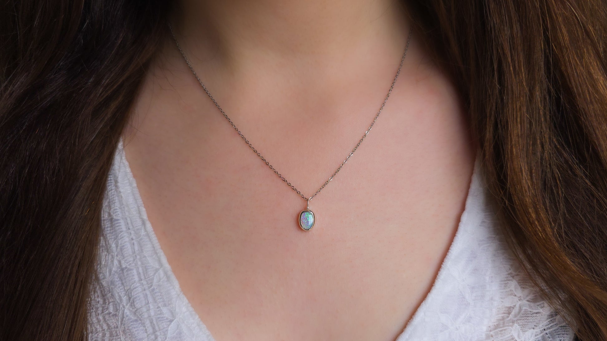 VIRESCENT | Solid Crystal Coober Pedy Opal Pendant, 925 Silver, Australian Opal, 0.8 carats