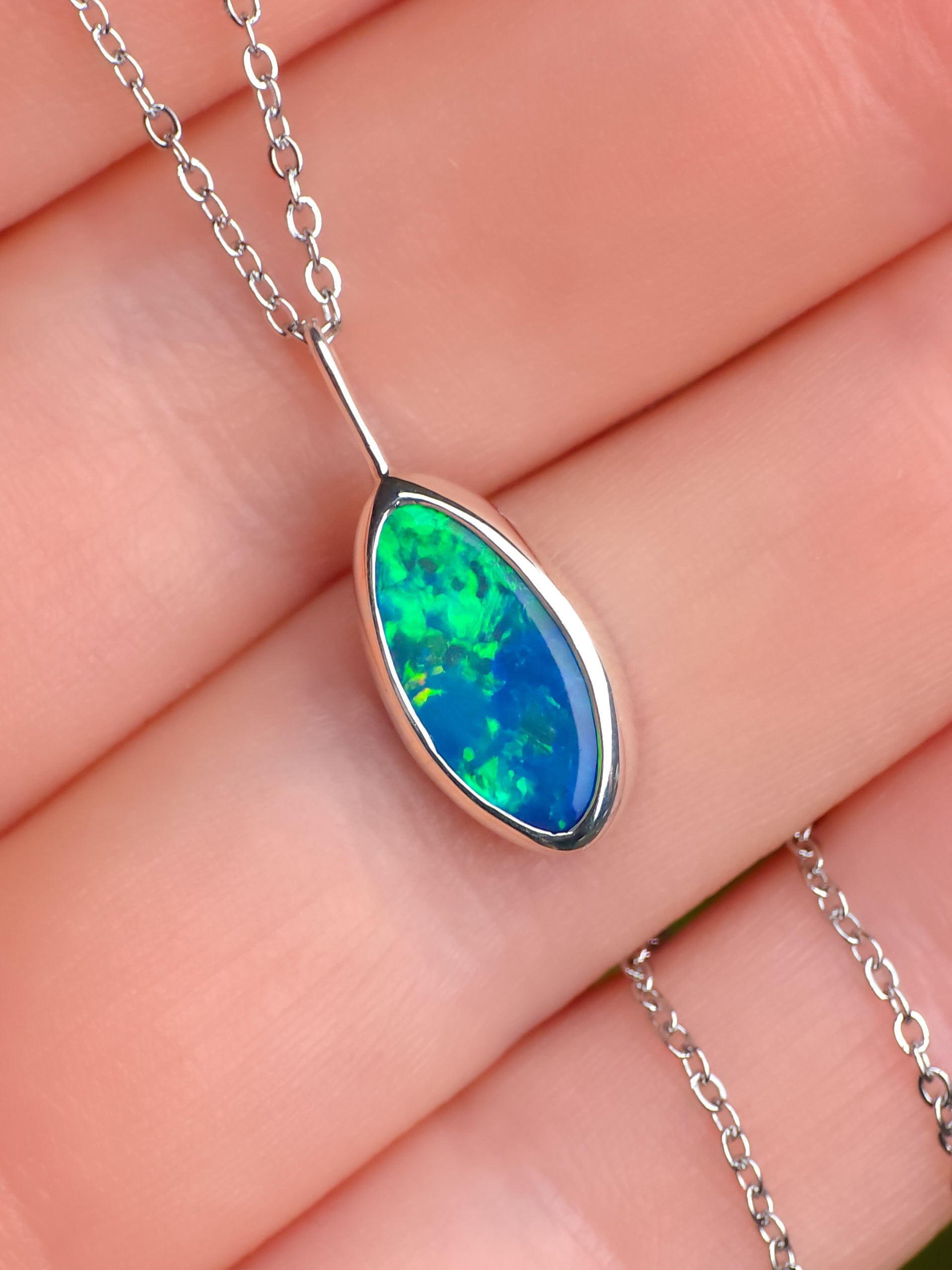 IRIS | Blue Opal Doublet Pendant, 925 Silver Coober Pedy Necklace