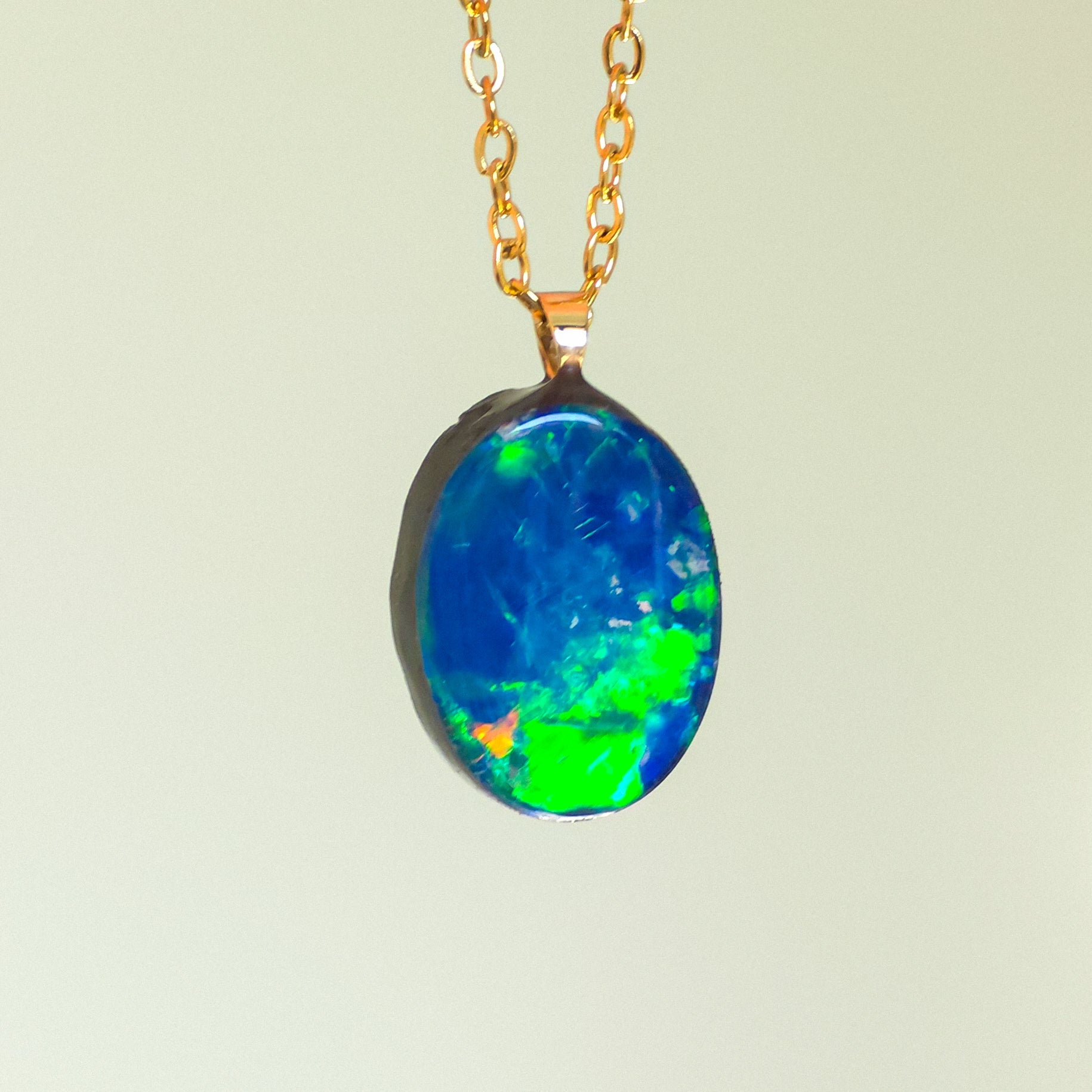 VIRESCENT | 14K Gold Australian Opal Pendant, Coober Pedy Opal Doublet Necklace