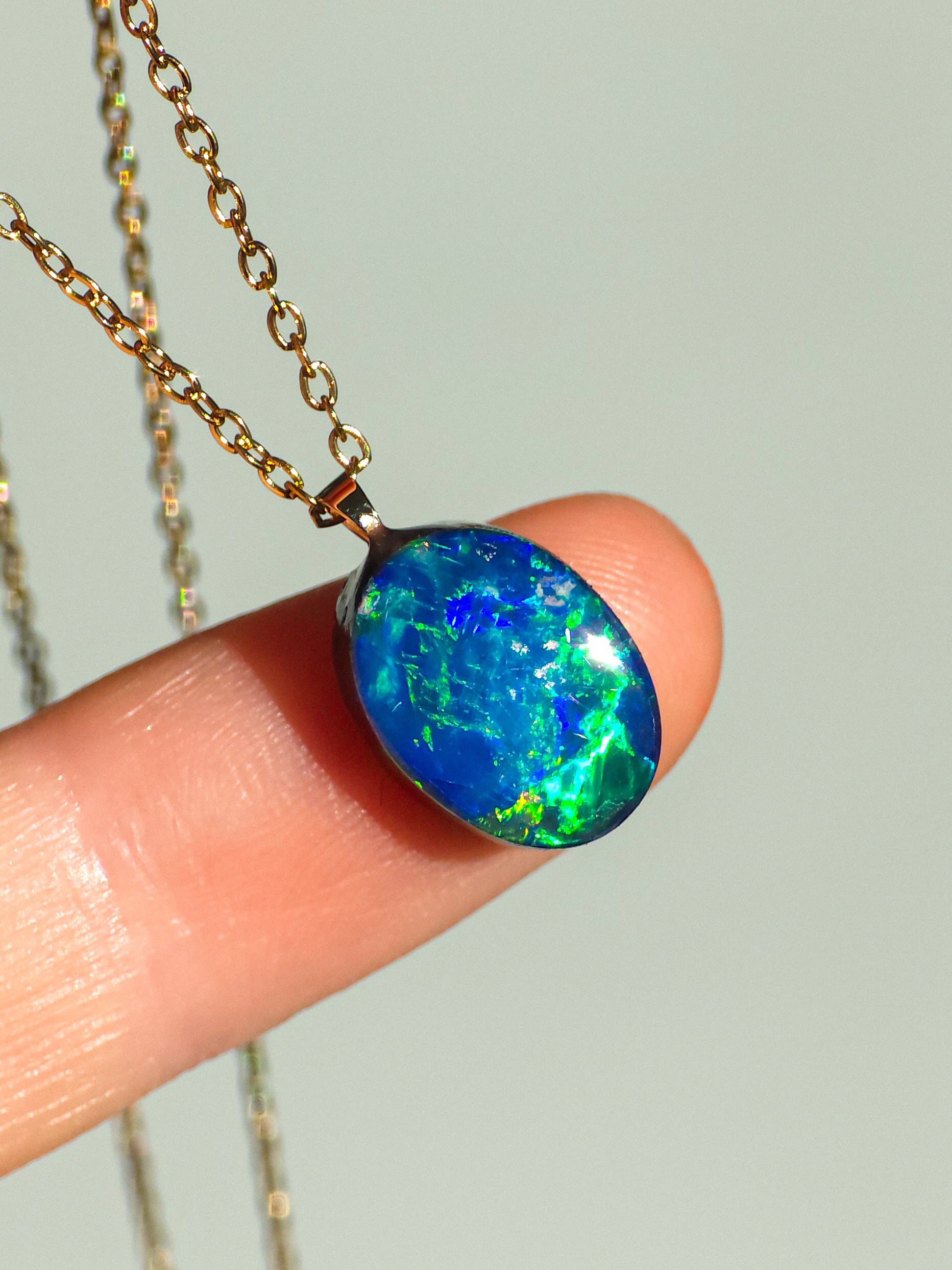 VIRESCENT | 14K Gold Australian Opal Pendant, Coober Pedy Opal Doublet Necklace