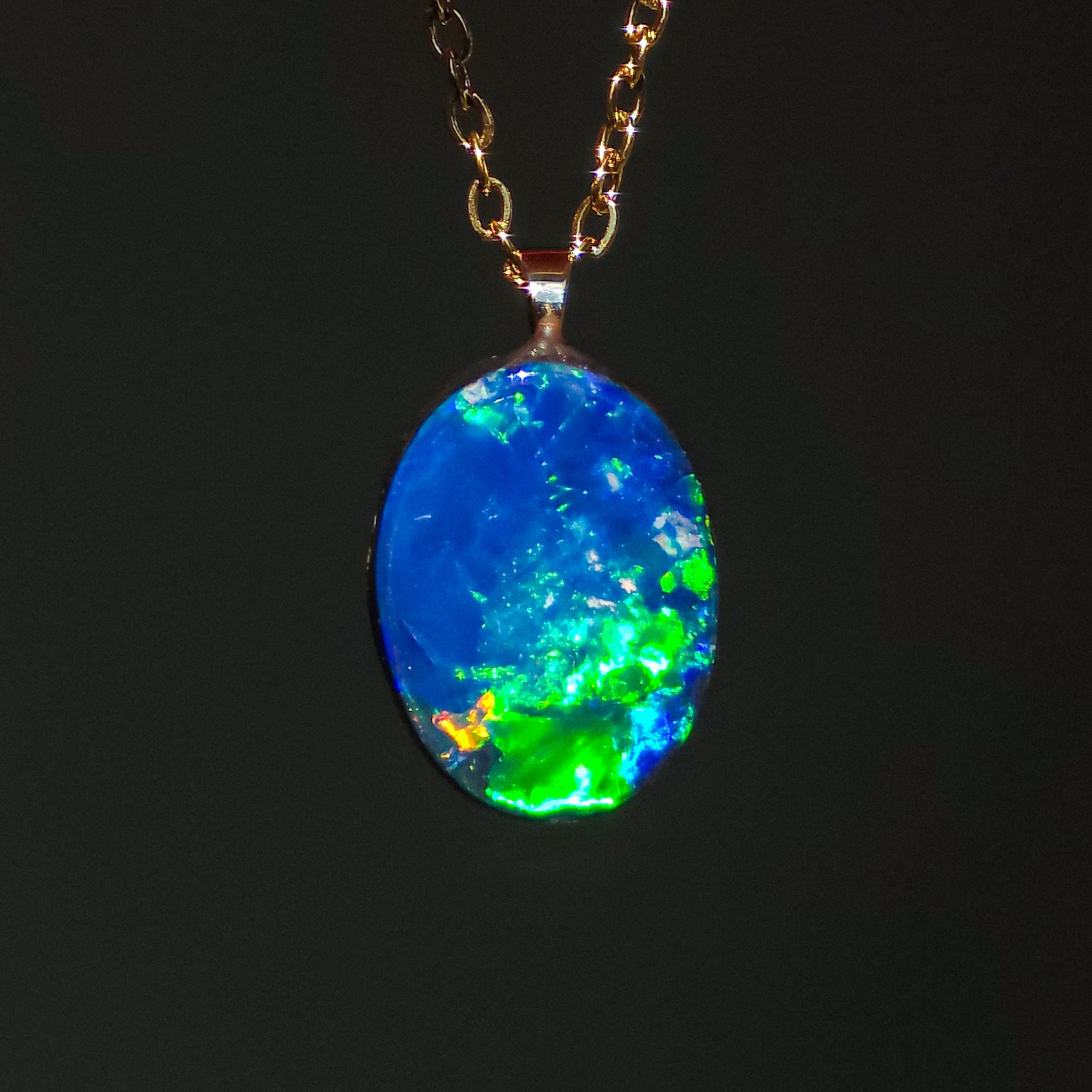 VIRESCENT | 14K Gold Australian Opal Pendant, Coober Pedy Opal Doublet Necklace