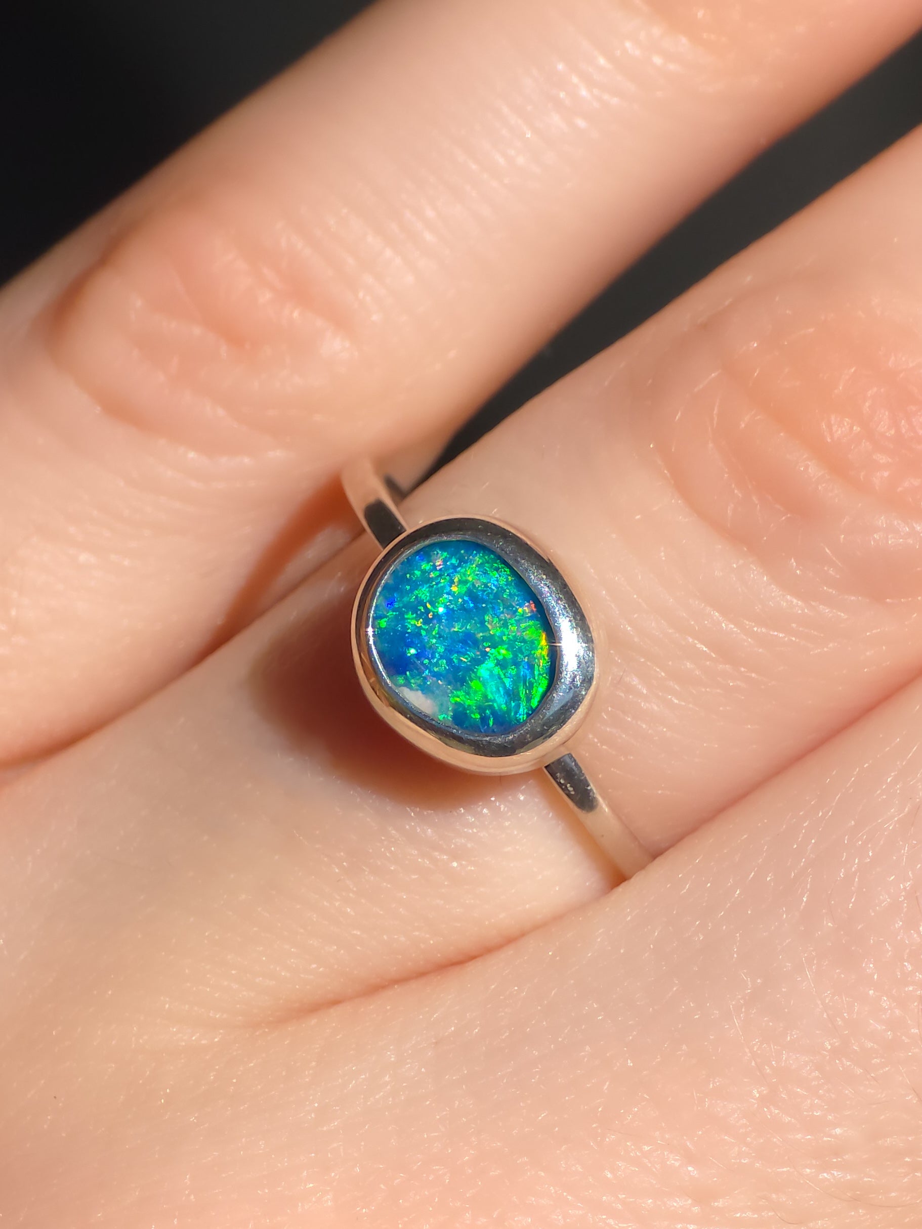 IL MARE | Australian Opal Doublet Ring, Coober Pedy Opal, 925 Silver, Dainty Ring