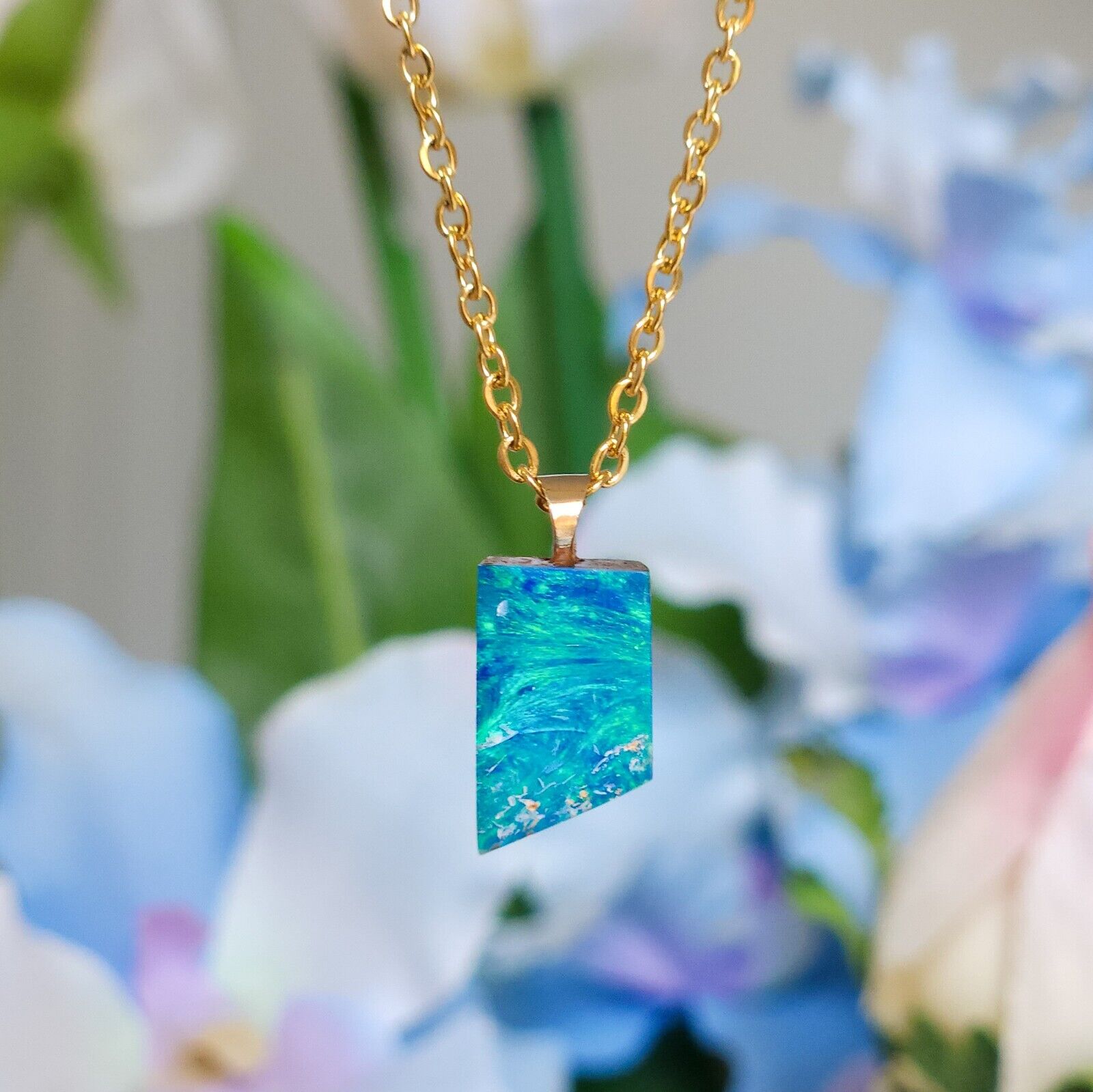 14K Gold Australian Coober Pedy Opal Doublet Pendant Necklace CHE9