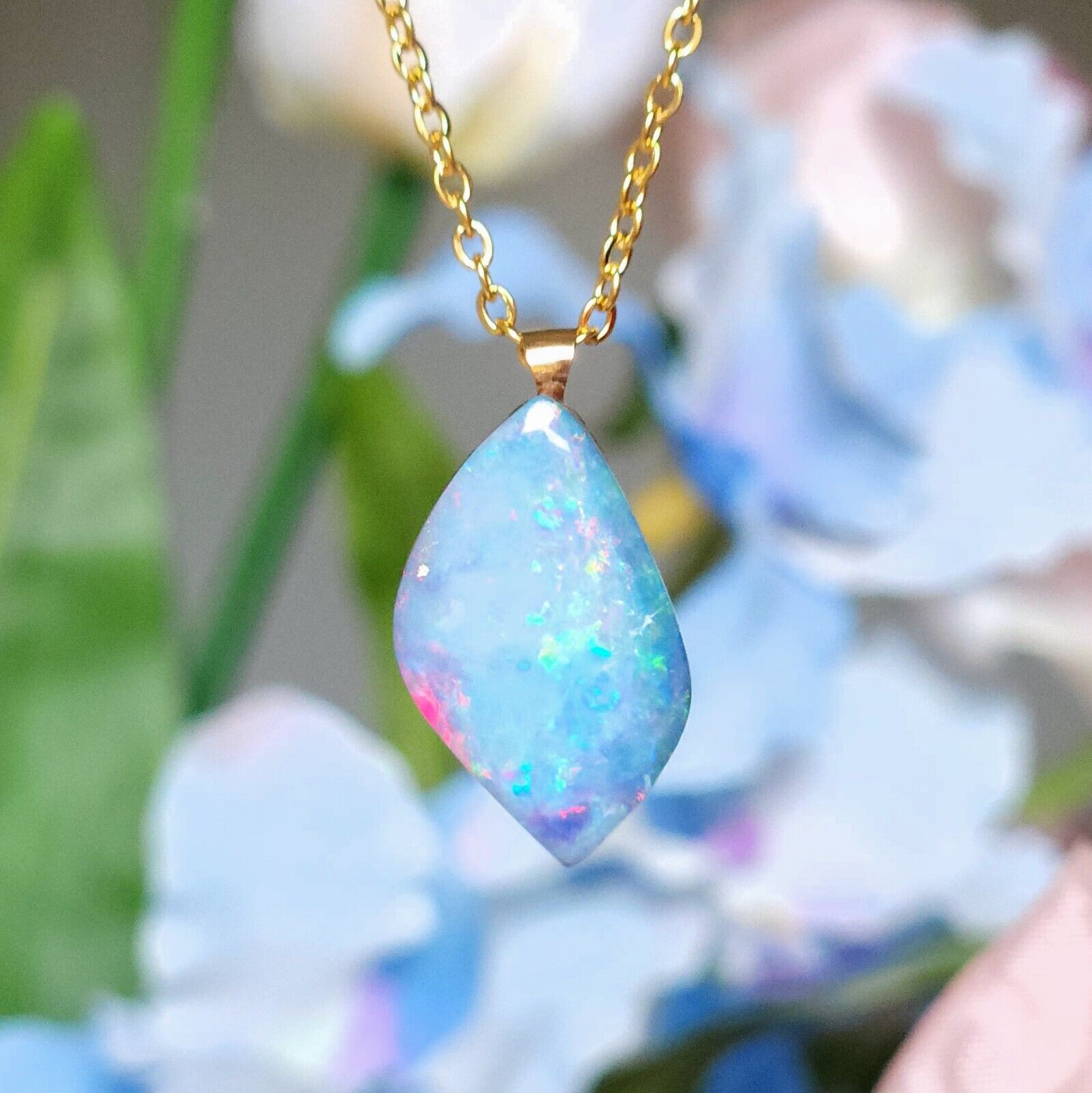 14K Gold Bail, Australian Coober Pedy Opal Doublet Pendant Necklace GEM2